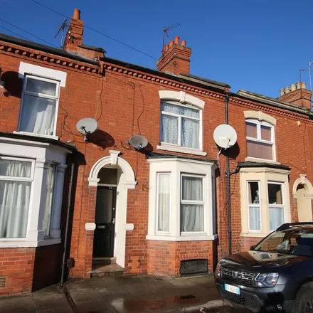 Rent this 4 bed apartment on Ground in Abington Avenue, Northampton