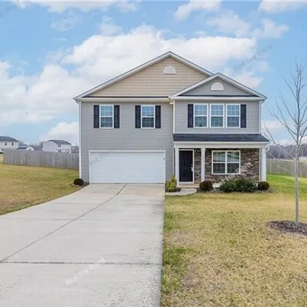 Buy this 4 bed house on Estelle Drive in Carolina Pines, Davidson County