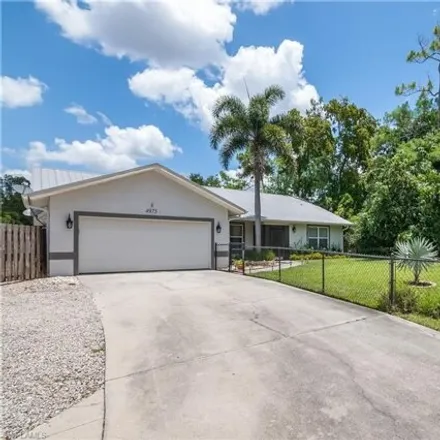 Rent this 3 bed house on 4971 Hickory Wood Drive in Collier County, FL 34119