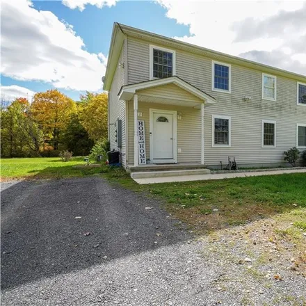 Rent this 2 bed townhouse on 2 Kitty Lane in Marlborough, NY 12547