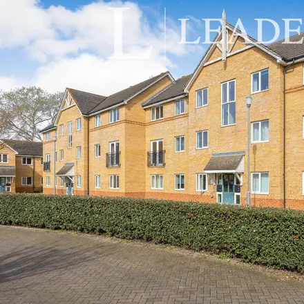 Rent this 2 bed apartment on Woodlands Close in Jacobs Well, GU1 1RX