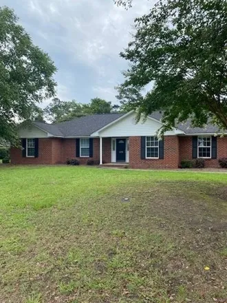 Rent this 3 bed house on 1113 Meadowcroft Drive in Twin Lakes, Sumter County
