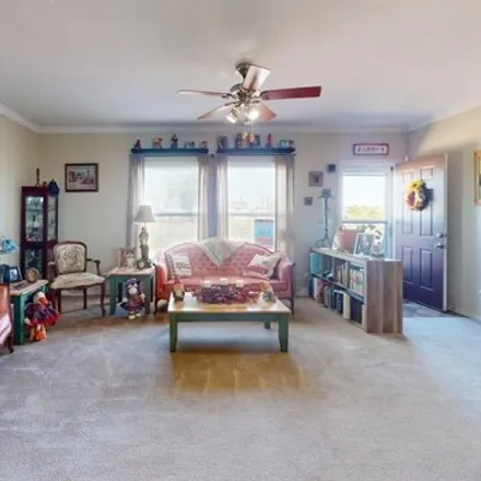 Image 2 - 573 Hermosa Drive, Chaparral, NM 88081, USA - Apartment for sale
