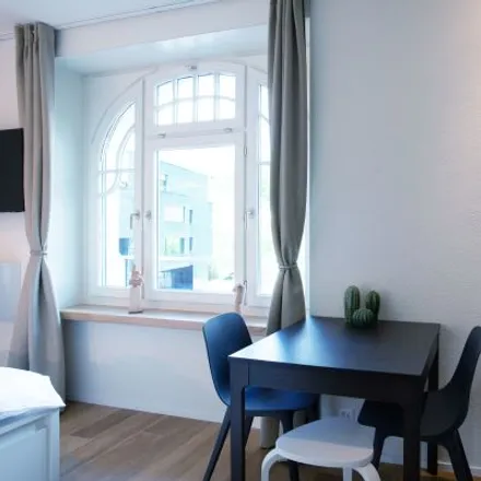 Image 2 - Forchstrasse 284, 8008 Zurich, Switzerland - Apartment for rent