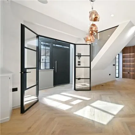 Image 2 - 6 Bedford Gardens, London, W8 7LN, United Kingdom - House for rent
