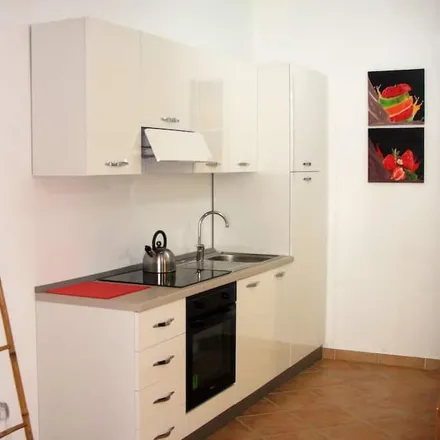 Image 2 - Pizzo, Vibo Valentia, Italy - House for rent