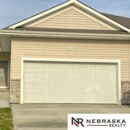 Buy this 3 bed house on Greenleaf Street in Sarpy County, NE 68136