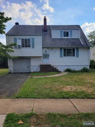 Rent this 3 bed house on 586 Oritani Place in Teaneck Township, NJ 07666