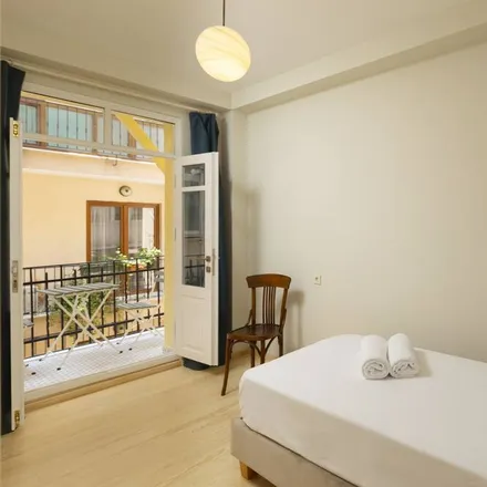 Rent this 2 bed apartment on 34433 Beyoğlu