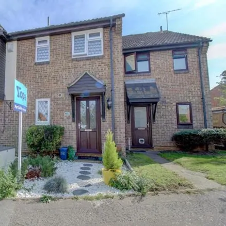 Buy this 2 bed townhouse on Mallards in Shoeburyness, SS3 8XE
