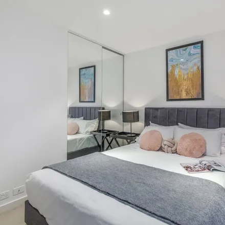 Image 9 - South Yarra, Toorak Road, South Yarra VIC 3141, Australia - Apartment for rent