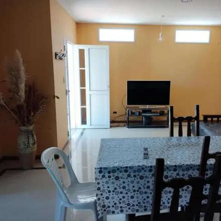 Rent this 3 bed house on Los Olmos 539 in Los Solares, Funes