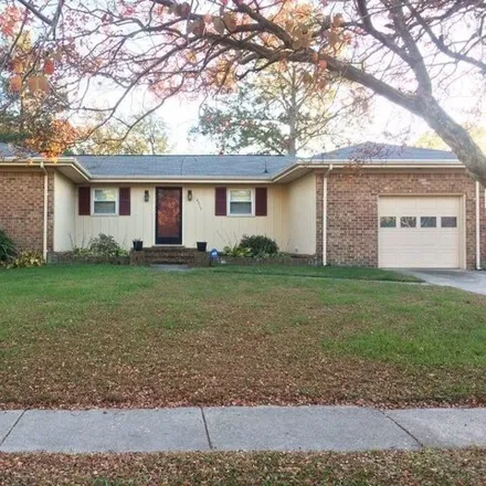 Rent this 3 bed house on 4913 Brandywine Drive in Kempsville Colony, Virginia Beach