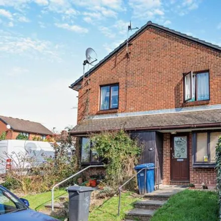 Buy this 1 bed house on Compton Close in Burnt Oak, London
