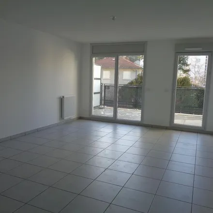 Image 3 - 100 Rue Francisque Jomard, 69600 Oullins, France - Apartment for rent