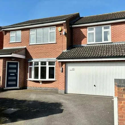 Rent this 4 bed house on 24 Ewe Lamb Lane in Bramcote, NG9 3LF