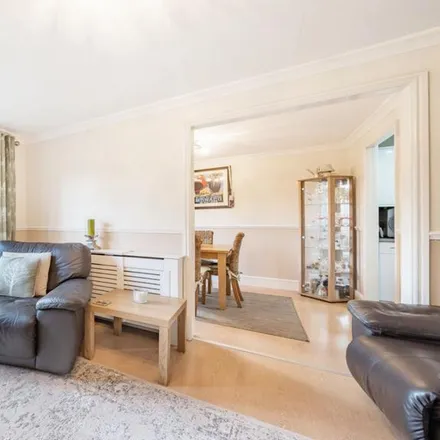 Image 2 - Thirlmere Gardens, London, HA6 2RS, United Kingdom - Townhouse for rent