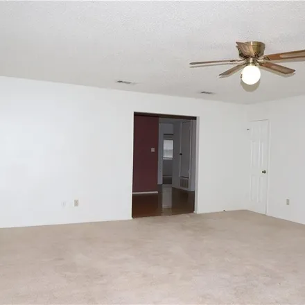 Image 7 - 2405 Transit Drive, Killeen, TX 76543, USA - House for sale