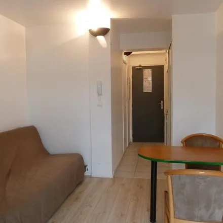 Rent this 1 bed apartment on 3 Place de l'Église in 91190 Gif-sur-Yvette, France