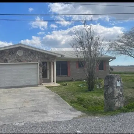 Buy this 3 bed house on 567 Fortier Circle in Jeanerette, LA 70544