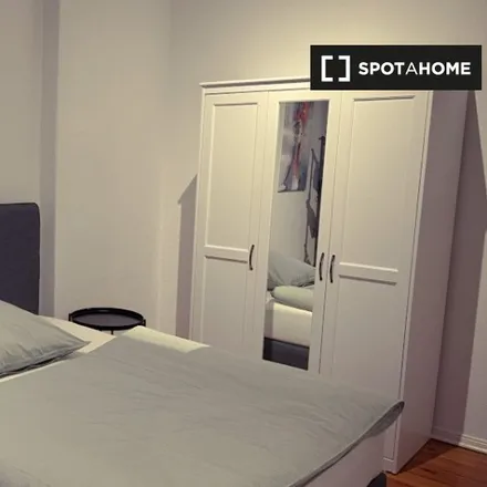 Rent this 4 bed room on DEALLEGO0000611;DEALLEGO0000612 in Mühlenstraße, 13187 Berlin