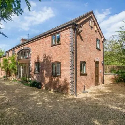 Buy this 5 bed house on Rose Tree House in Stratford Road, Wellesbourne