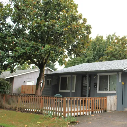 Buy this 3 bed house on 3833 North Juneau Street in Portland, OR 97217