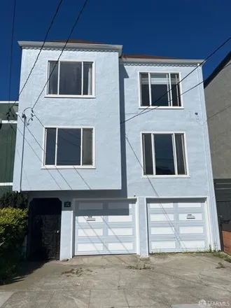 Rent this 2 bed apartment on 1219 40th Avenue in San Francisco, CA 94121