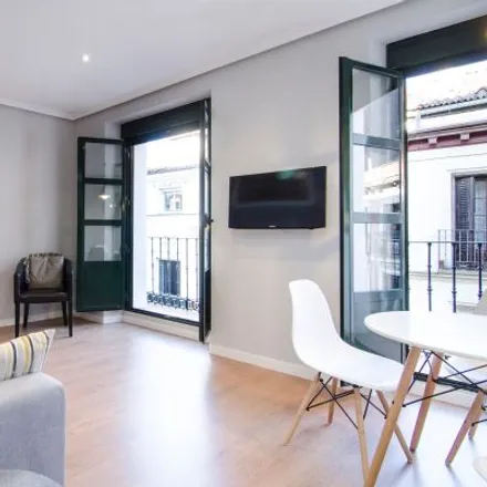 Image 2 - Calle de los Estudios, 8, 28012 Madrid, Spain - Apartment for rent
