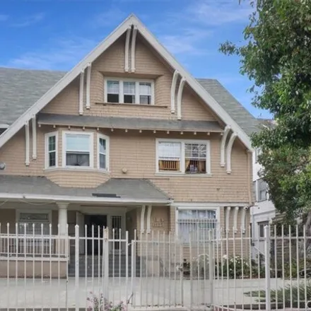 Buy this 9 bed house on 1153 South Lake Street in Los Angeles, CA 90006