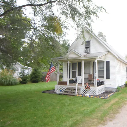 Buy this 3 bed house on 619 Huron Street in Owosso, MI 48867
