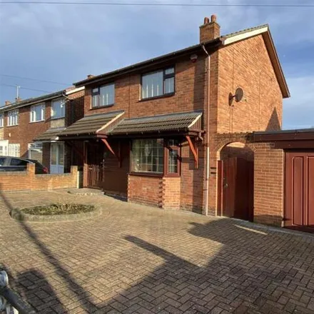 Buy this 3 bed house on The Leys in Newhall, DE11 0TH