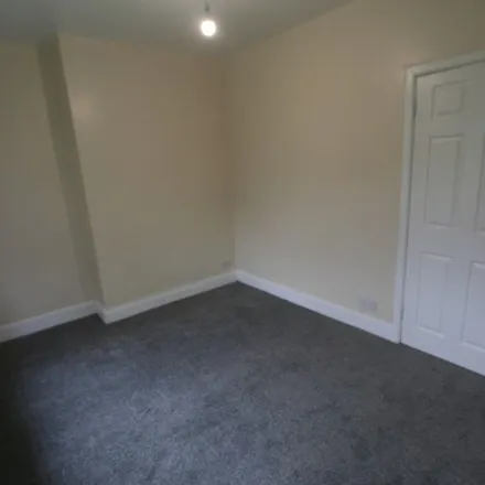 Image 6 - Ellesmere Port, Heathfield Road / Oldfield Road, Heathfield Road, Ellesmere Port, CH65 8DJ, United Kingdom - Apartment for rent