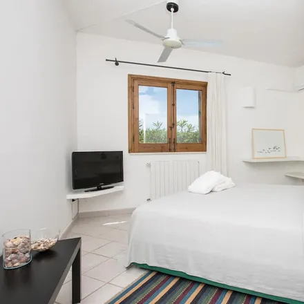 Rent this 3 bed house on Cefalù in Via Antonio Gramsci, 90015 Cefalù PA