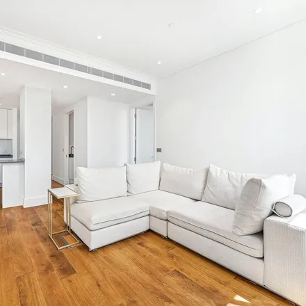 Rent this 3 bed apartment on Waterman House in 41 Kingsway, London