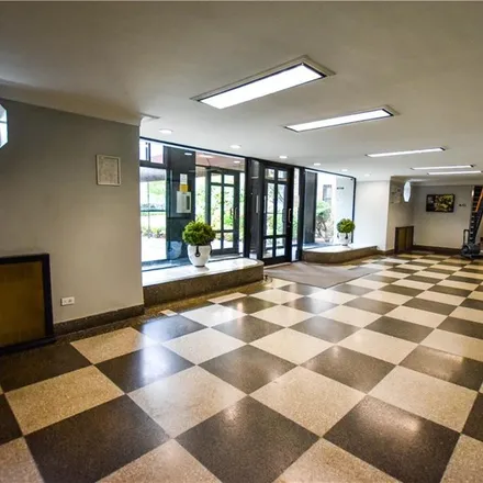 Image 5 - 1170 Ocean Parkway, New York, NY 11230, USA - Condo for sale