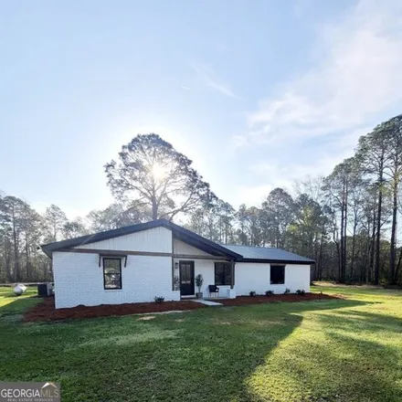 Buy this 4 bed house on Cherry in Baxley, GA 31515