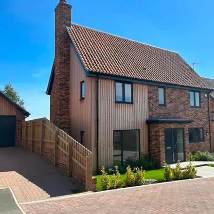 Image 1 - 8 St Peters Close, Charsfield, IP13 7RG, United Kingdom - House for sale