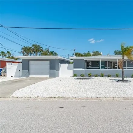 Rent this 3 bed house on Pasadena Shores Drive in South Pasadena, Pinellas County