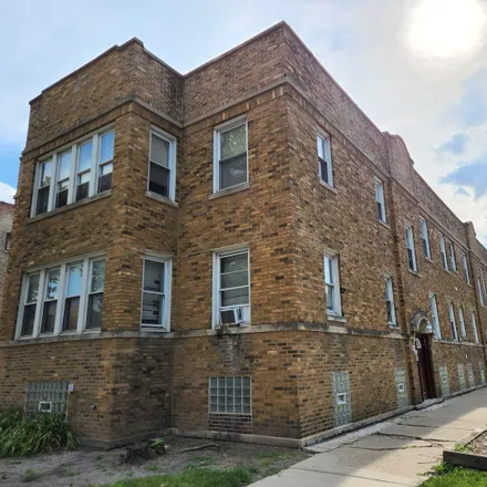 Image 3 - Beat 2532, 5301-5305 West Le Moyne Street, Chicago, IL 60651, USA - House for sale