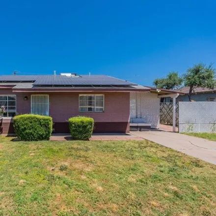 Buy this 2 bed house on 2034 West Holly Street in Phoenix, AZ 85009