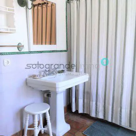 Image 3 - Calle Bellota, 11311 San Roque, Spain - Apartment for rent