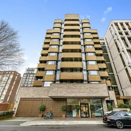 Image 2 - The Compton, 30 Lodge Road, London, NW8 7ER, United Kingdom - House for sale