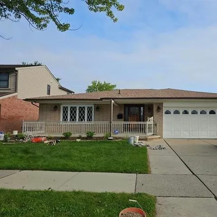 Rent this 3 bed house on 26458 Sims Street in Dearborn Heights, MI 48127
