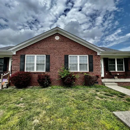 Buy this studio duplex on 220 Old Fort Road in Stanford, KY 40484
