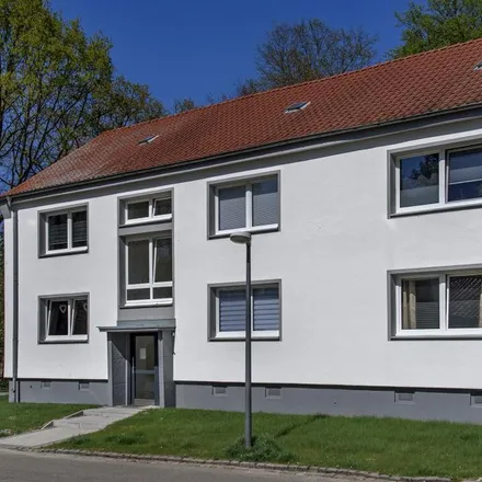 Rent this 2 bed apartment on Ahauser Straße 5 in 45892 Gelsenkirchen, Germany