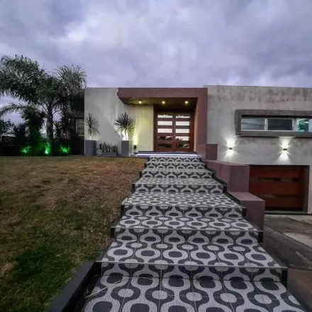 Buy this 5 bed house on unnamed road in Departamento Colón, La Calera