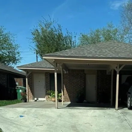 Rent this 2 bed house on 5582 Cripple Brook Court in Houston, TX 77017
