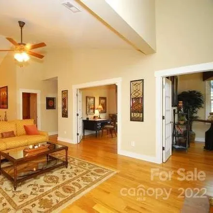 Image 2 - 28 Brookstone Place, New Candler, Buncombe County, NC 28715, USA - Townhouse for sale