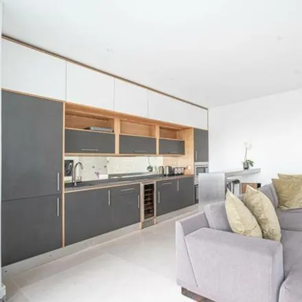 Buy this 1 bed apartment on Ellerton in 30 Mill Lane, London
